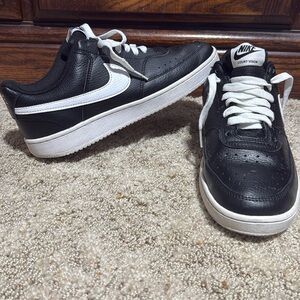 Woman’s Nike Court Vision Lo